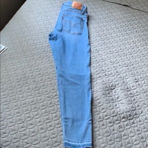 Levis jean